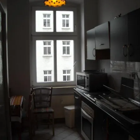 Mitte Hotel *